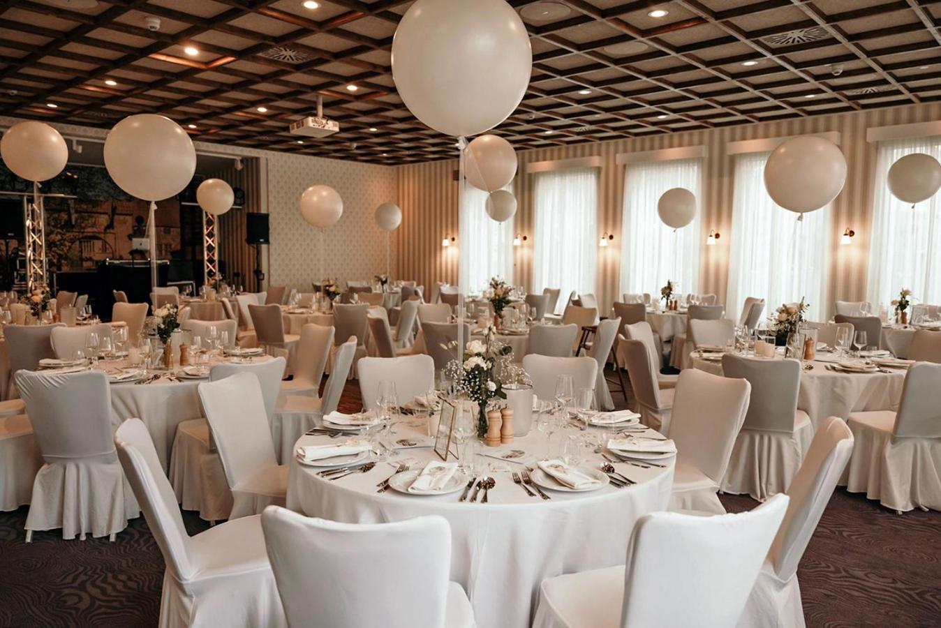 Naundrups Hof Hotel Ludinghausen Bagian luar foto